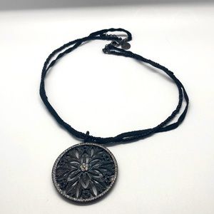 16” Sarah Coventry Necklace w/pendant